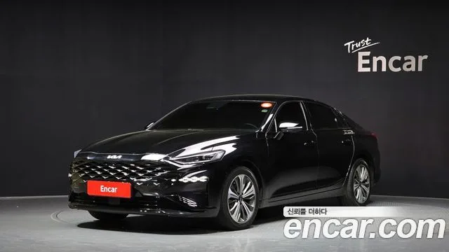 2022 Kia K8