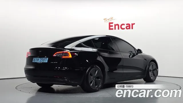 2021 Tesla Model 3, foto 2
