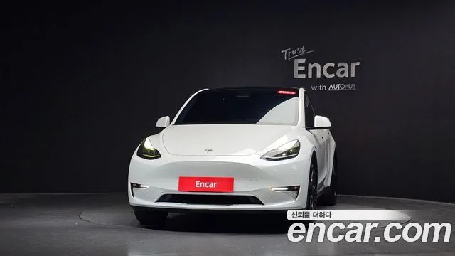 2023 Tesla Model Y, foto 2