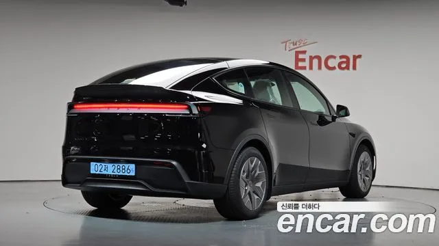 2026 Tesla Model Y
