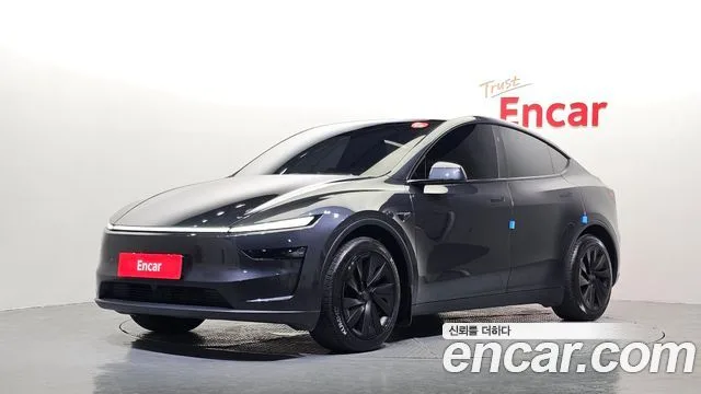 2025 Tesla Model Y