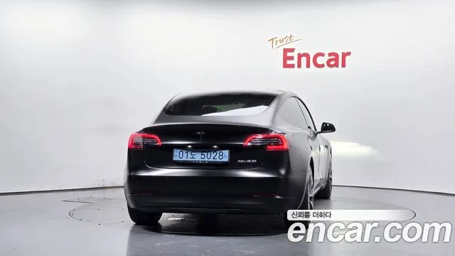 2021 Tesla Model 3, foto 3