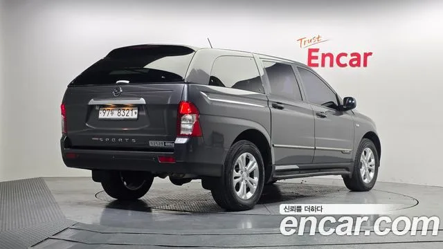 2016 KG Mobility Korando, foto 2