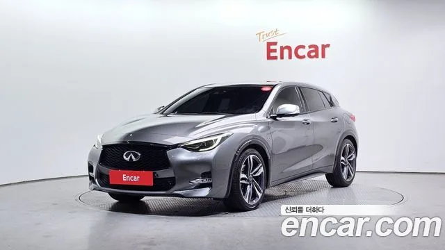 2017 Infiniti Q30