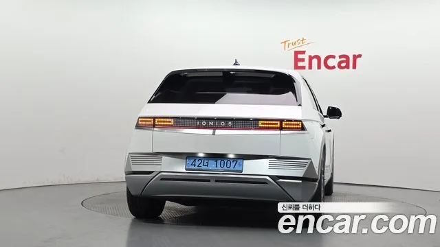 2022 Hyundai Ioniq 5, foto 4