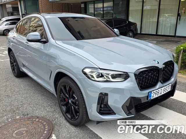 2025 BMW X4