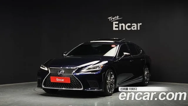 2022 Lexus LS