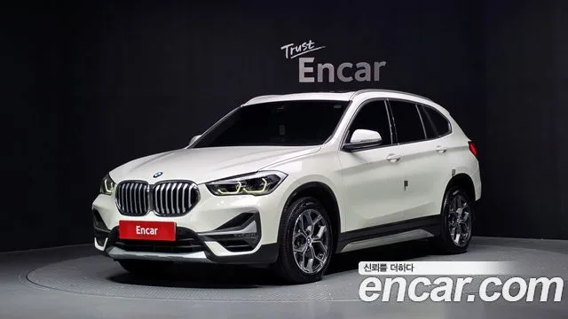 2022 BMW X1