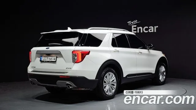 2022 Ford Explorer, foto 2