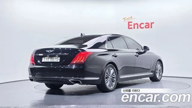 2016 Genesis EQ900, foto 2
