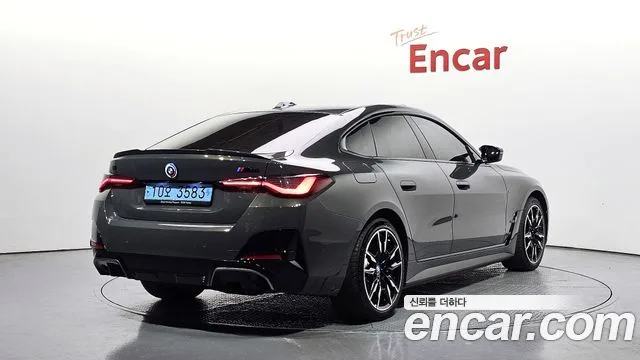 2024 BMW i4, foto 2
