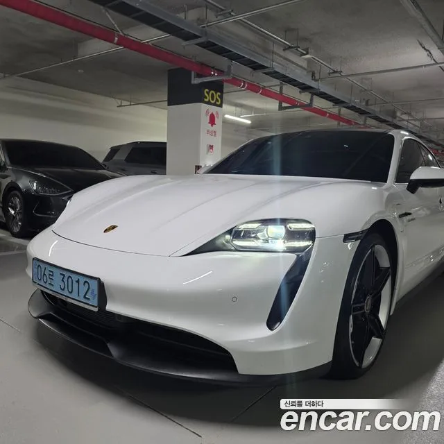 2024 Porsche Taycan