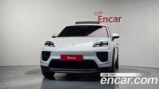 2025 Porsche Macan, foto 3