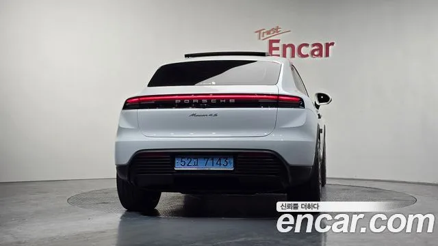 2025 Porsche Macan, foto 4