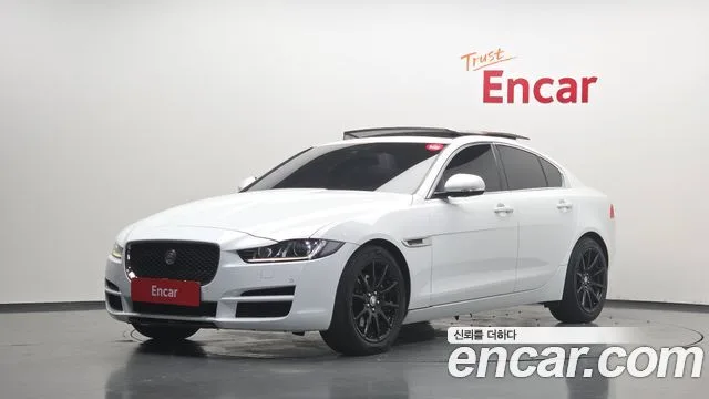 2018 Jaguar XE