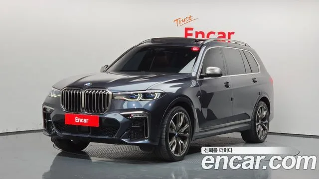 2021 BMW X7