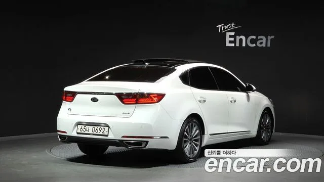 2016 Kia K7, foto 2