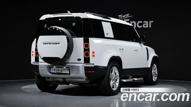 2022 Land Rover Defender