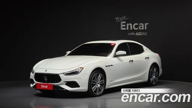 2021 Maserati Ghibli