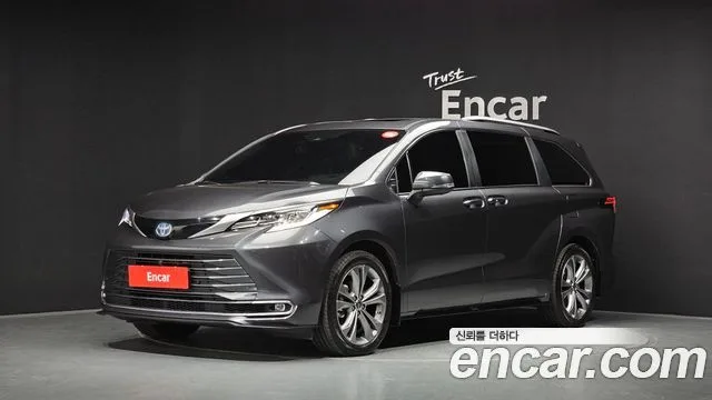 2025 Toyota Sienna