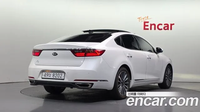 2017 Kia K7, foto 2