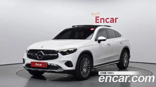 2025 Mercedes-Benz GLC-Class