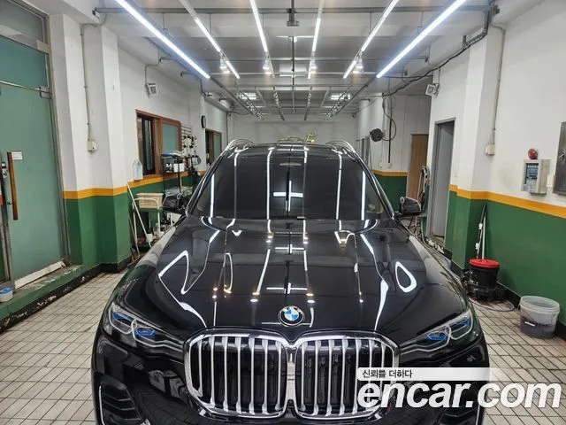 2022 BMW X7