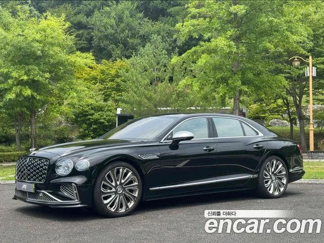 2025 Bentley Flying Spur