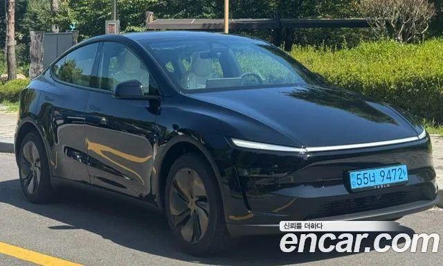 2026 Tesla Model Y, foto 3