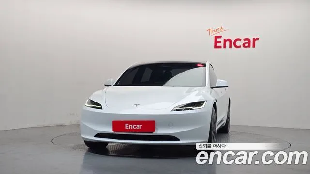 2024 Tesla Model 3, foto 3