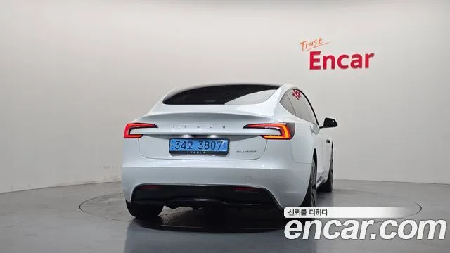 2024 Tesla Model 3, foto 4