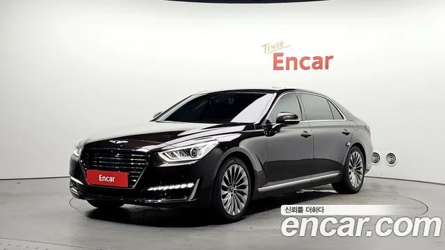 2018 Genesis EQ900