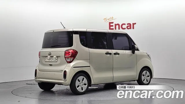 2018 Kia Ray, foto 2