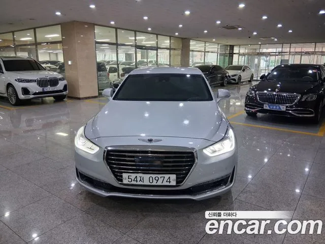 2016 Genesis EQ900