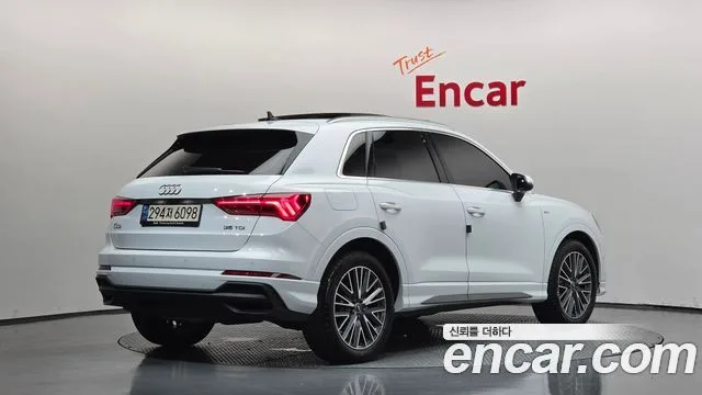 2023 Audi Q3