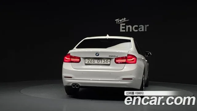 2017 BMW 3-Series, foto 4