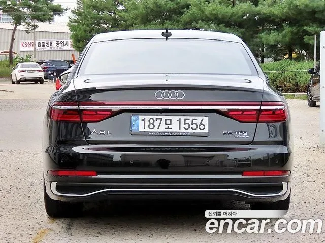 2022 Audi A8, foto 4