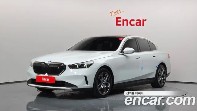 2024 BMW i5