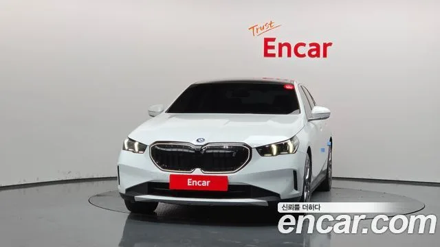 2024 BMW i5, foto 3
