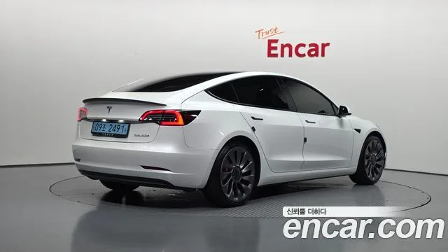 2021 Tesla Model 3, foto 2