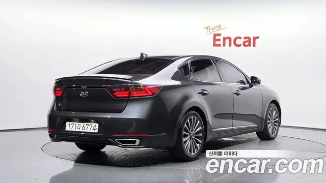 2017 Kia K7, foto 2