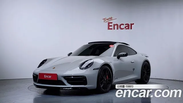 2023 Porsche 911