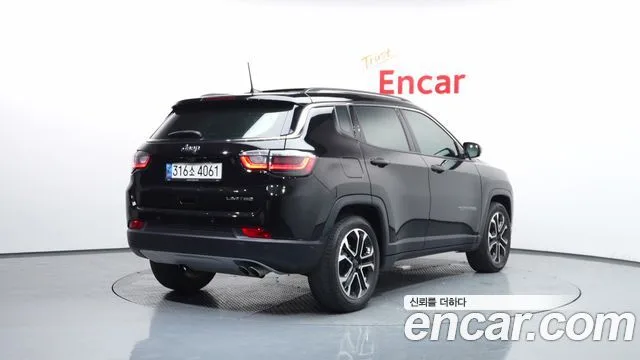 2022 Jeep Compass, foto 2