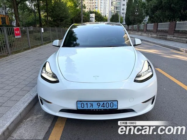 2022 Tesla Model Y, foto 2