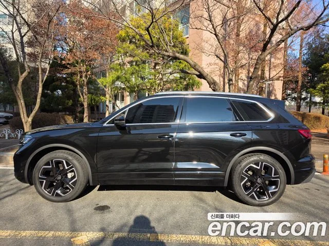 2026 Volkswagen Touareg