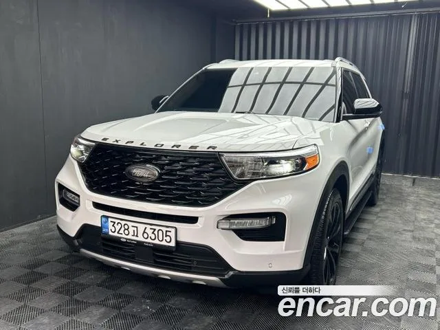 2022 Ford Explorer, foto 2