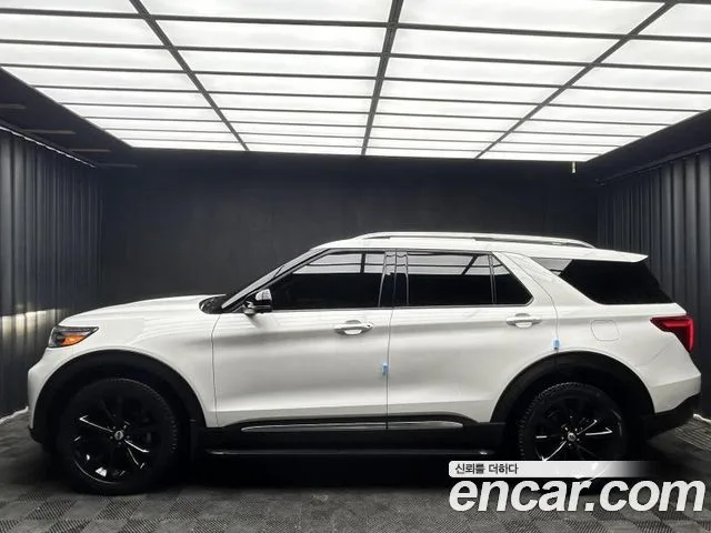 2022 Ford Explorer, foto 3