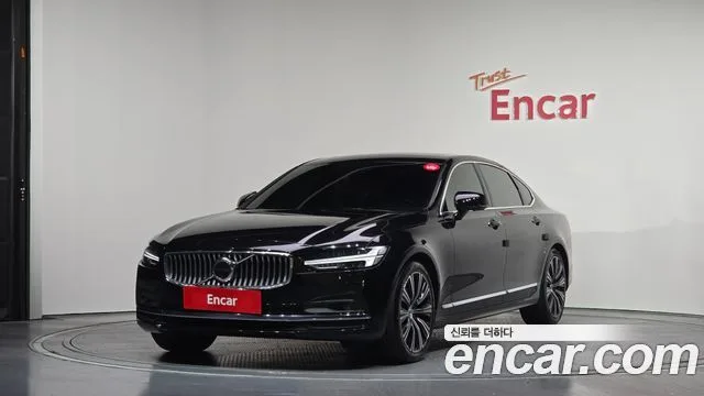 2021 Volvo S90