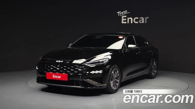 2022 Kia K8