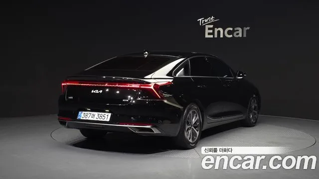 2022 Kia K8, foto 2